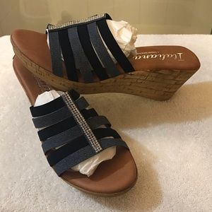 Women’s wedge sandals